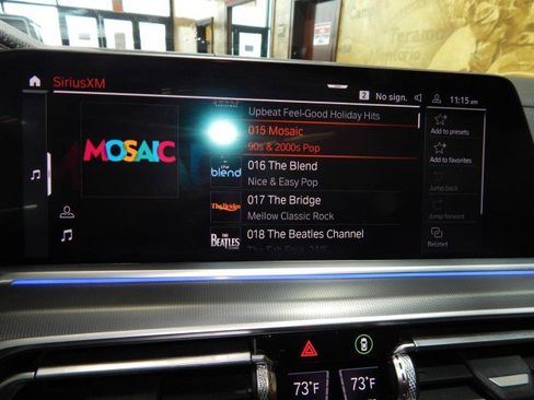 Used 2022 BMW X6 xDrive40i w/ Executive Package image 15