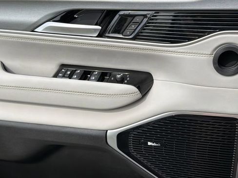 New 2026 Jeep Grand Wagoneer Limited AWD/4WD image 30
