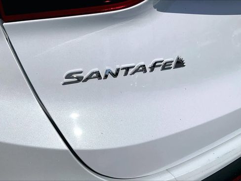 Used 2022 Hyundai Santa Fe Limited AWD/4WD image 10