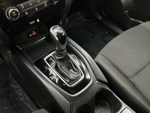 Certified 2022 Nissan Rogue Sport S AWD/4WD image 15