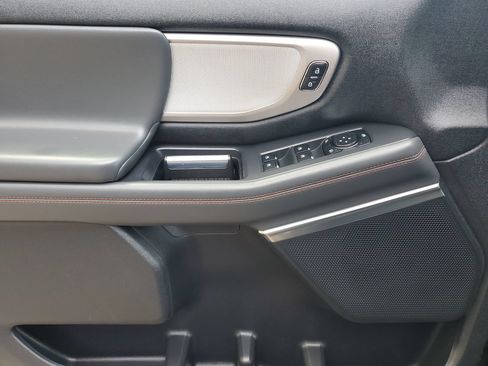 Used 2025 Ford Expedition Max Active RWD image 18