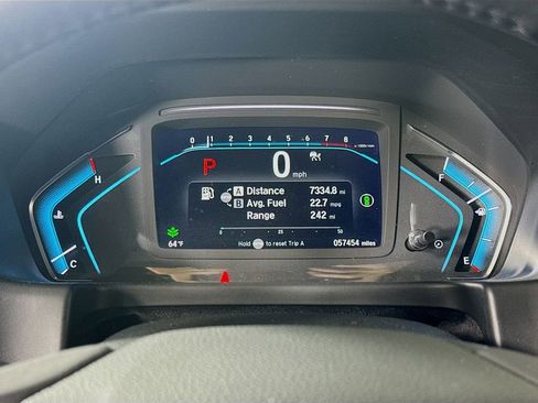 Used 2023 Honda Odyssey Touring image 12