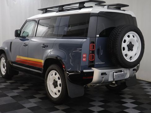 New 2025 Land Rover Defender 110 S image 17