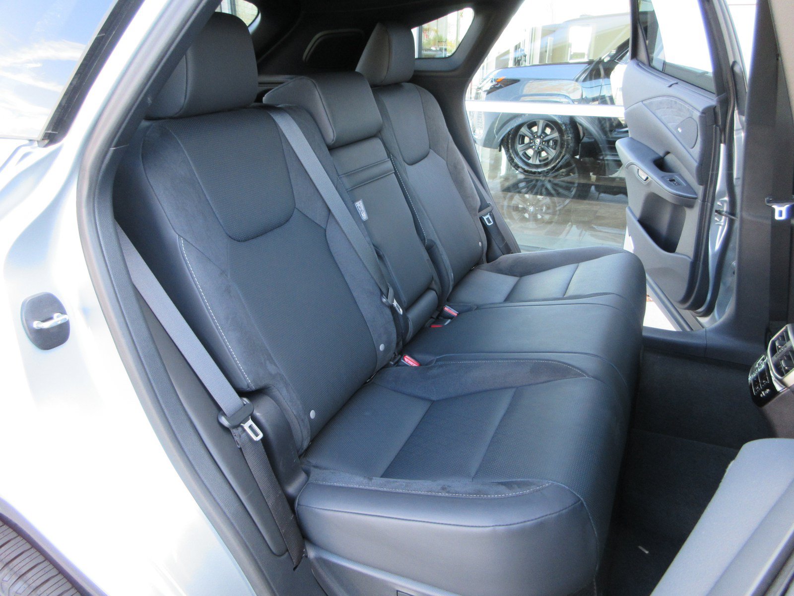 Used 2025 Lexus RX 350 w/ Convenience Package AWD/4WD image 20