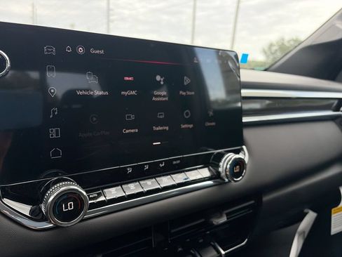 New 2026 GMC Canyon Elevation w/ Convenience Package RWD image 19