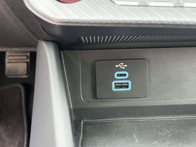Used 2025 Ford Mustang Coupe RWD image 30