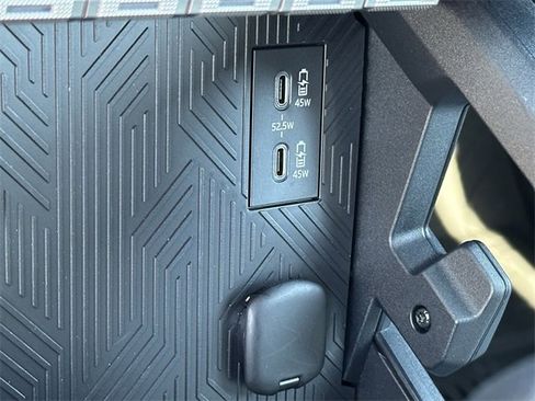 Used 2025 Toyota 4Runner SR5 image 20