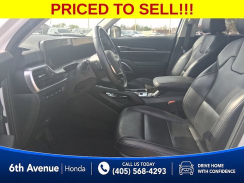 Used 2025 Kia Telluride S AWD/4WD image 10