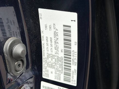 Used 2024 Toyota Sequoia Limited w/ TRD Off-Road Package AWD/4WD image 29