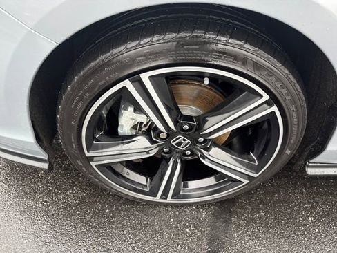 Used 2023 Honda Accord Sport image 38