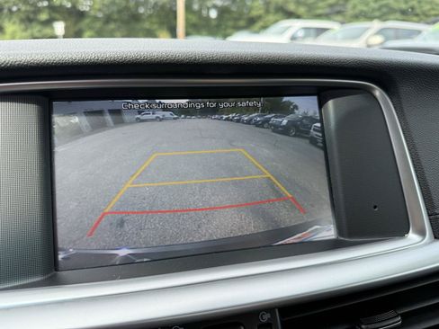 Used 2020 Kia Optima LX FWD image 29