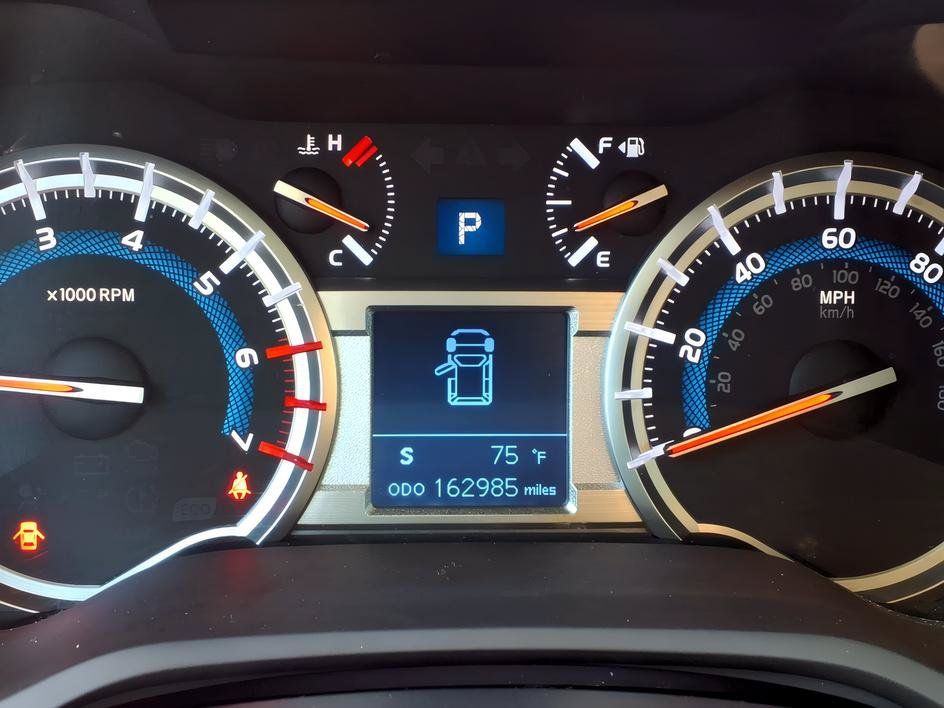Used 2016 Toyota 4Runner SR5 AWD/4WD image 25