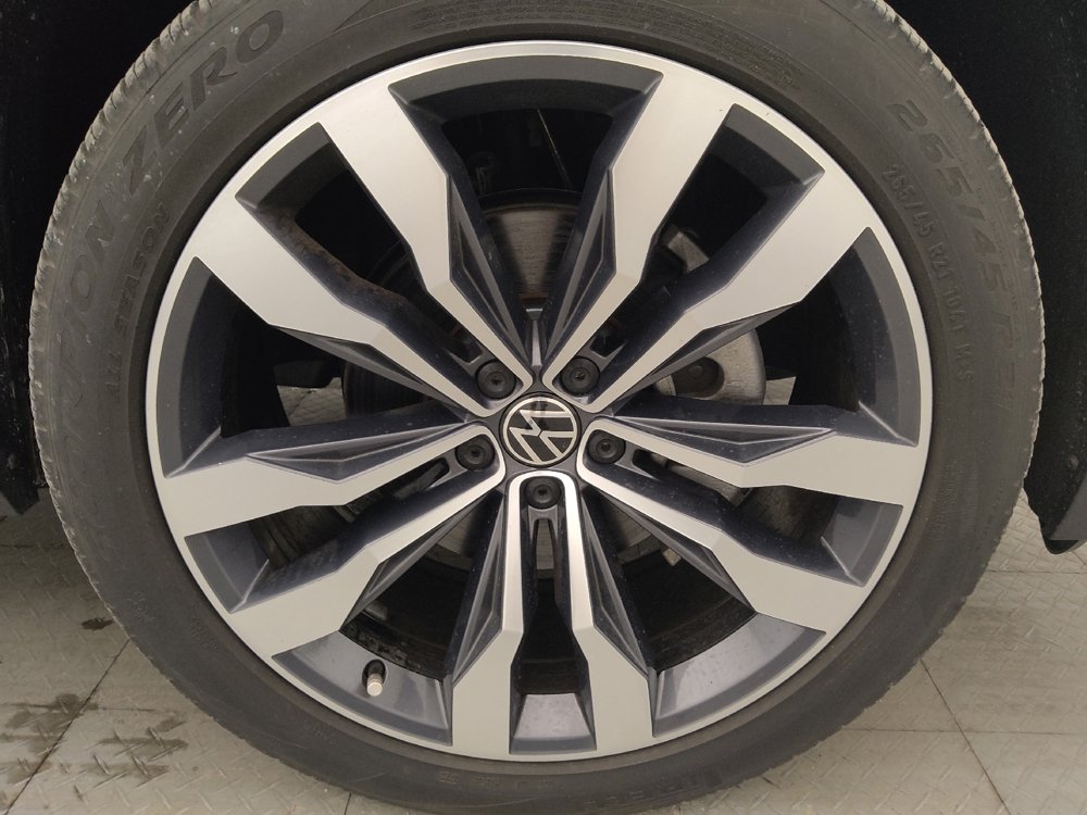 Used 2021 Volkswagen Atlas Cross Sport SEL Premium R-Line AWD/4WD image 31