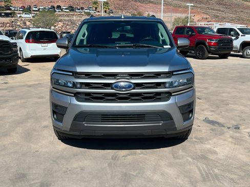 Used 2024 Ford Expedition Max XLT AWD/4WD image 8