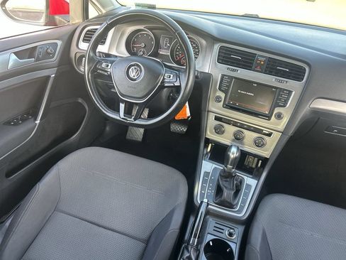 Used 2016 Volkswagen Golf S FWD image 11