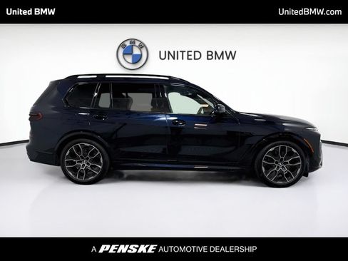 Used 2024 BMW X7 xDrive40i w/ Executive Package AWD/4WD image 4