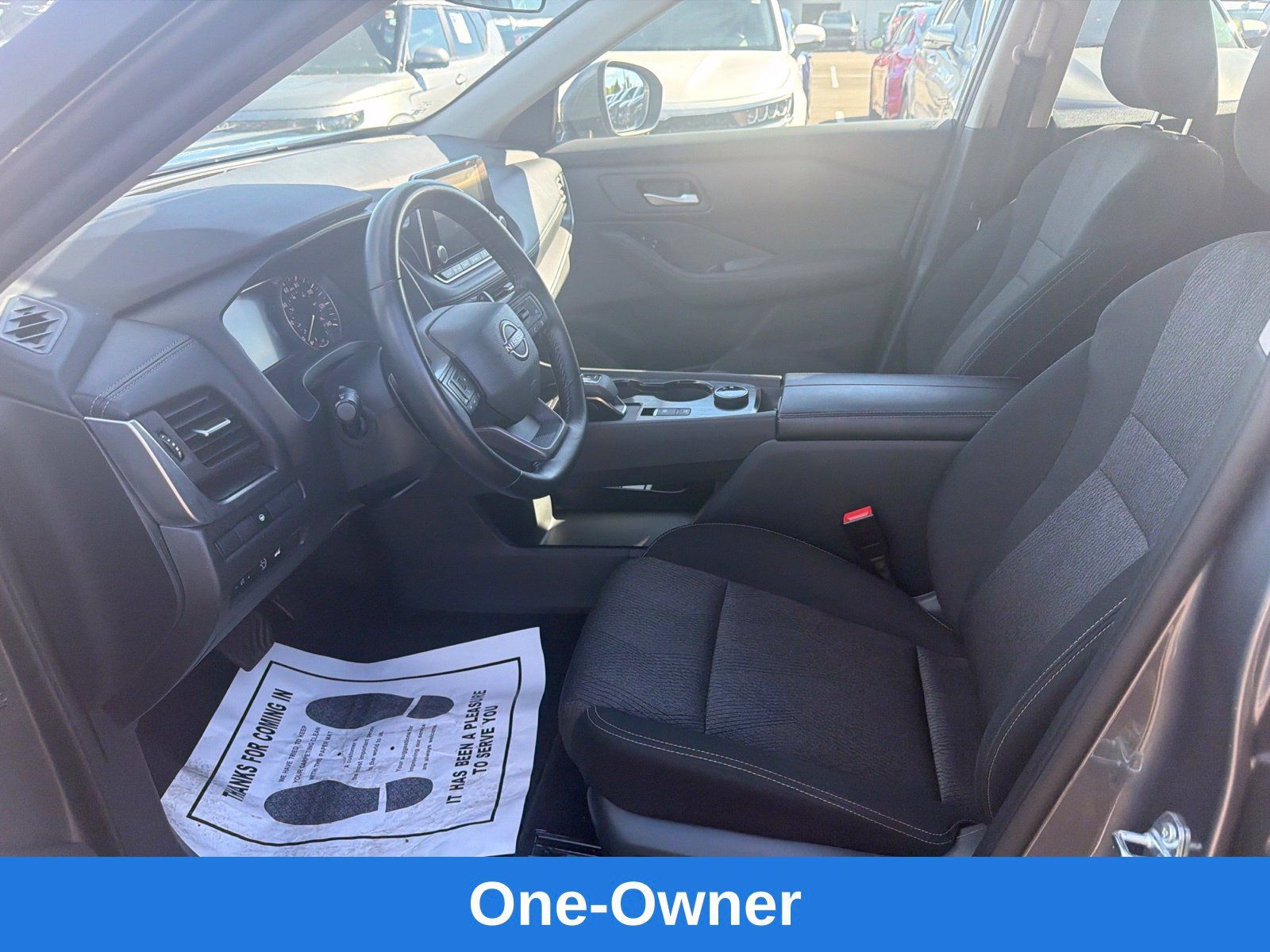 Used 2025 Nissan Rogue SV AWD/4WD image 13