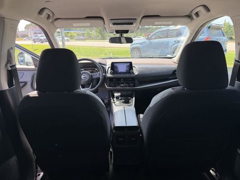 Used 2023 Nissan Rogue SV FWD image 26