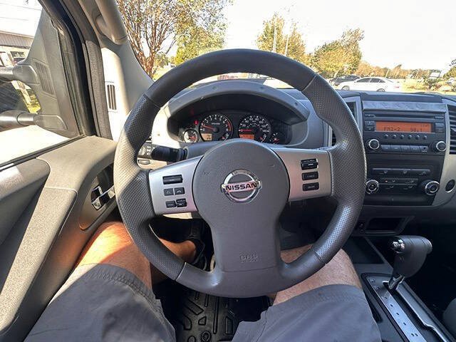 Used 2014 Nissan Frontier S AWD/4WD image 15