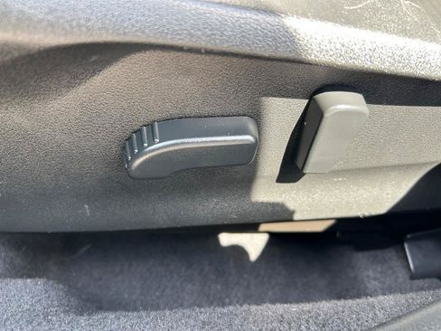 Used 2018 Subaru Crosstrek 2.0i Limited AWD/4WD image 12