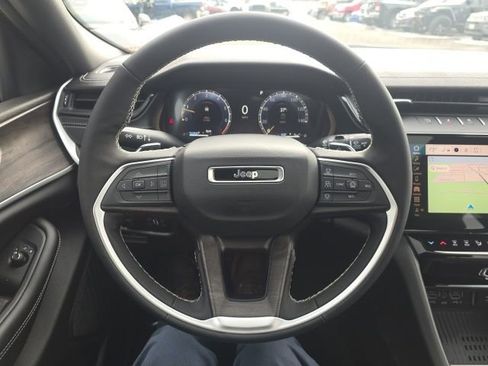 New 2026 Jeep Grand Cherokee Laredo image 15