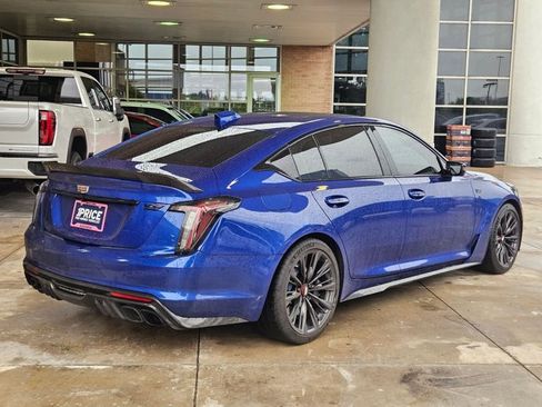 Used 2026 Cadillac CT5 V Blackwing w/ Deep Ocean Appearance Package RWD image 5