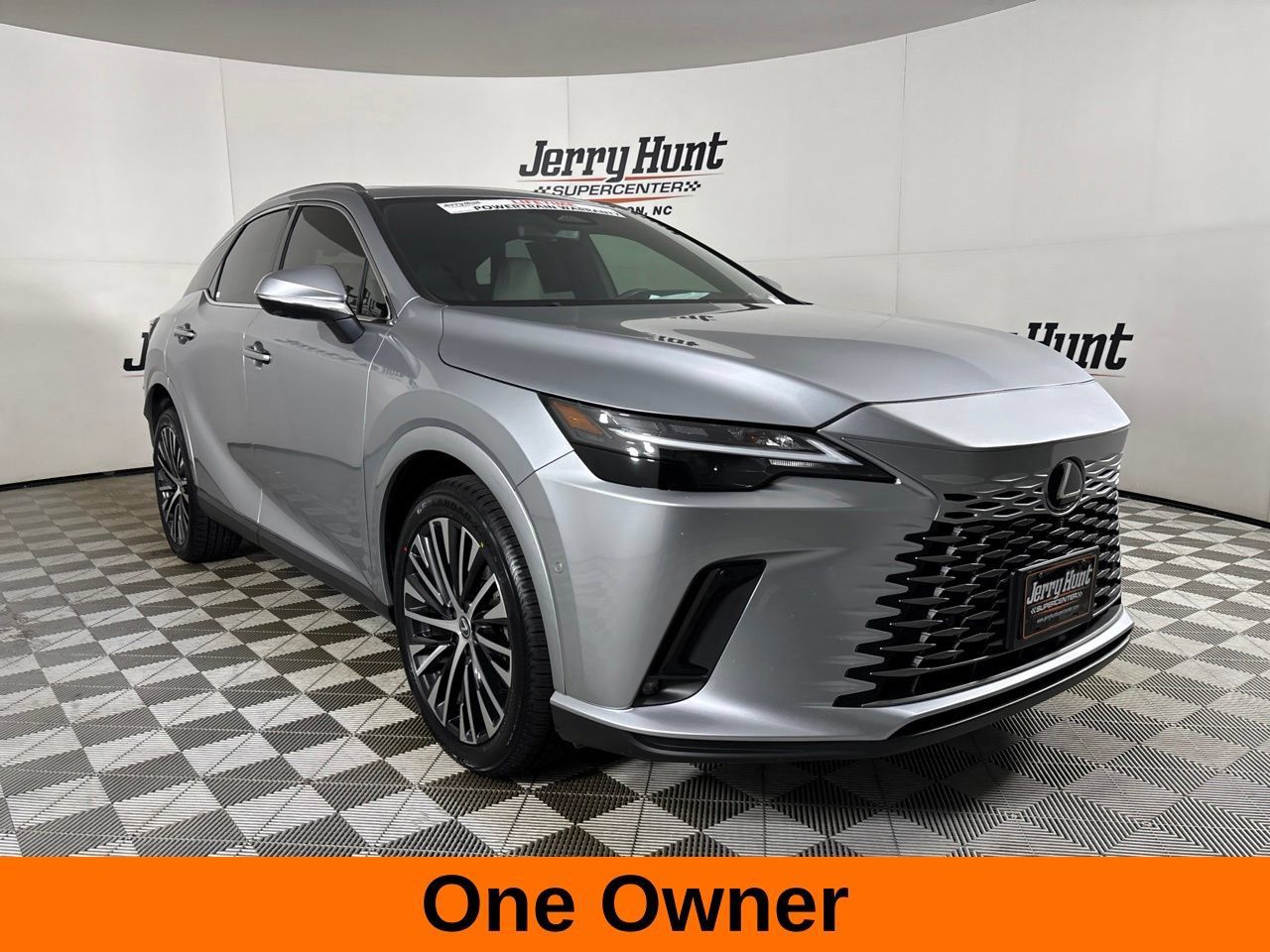 Used 2024 Lexus RX 350 FWD image 4