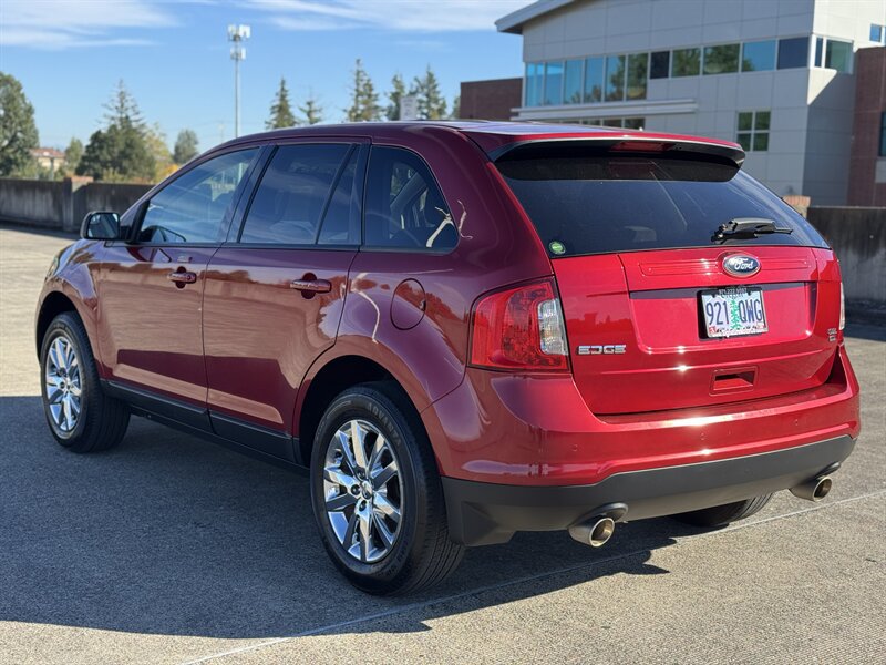 Used 2013 Ford Edge SEL AWD/4WD image 4