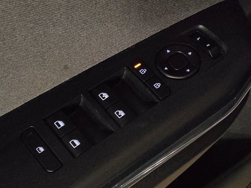 Used 2025 Kia K4 EX image 27