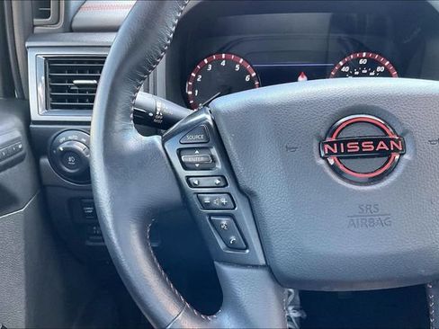 Used 2023 Nissan Titan PRO-4X w/ Pro-4x Convenience Package AWD/4WD image 12