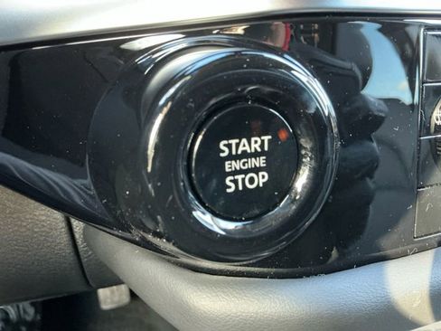 New 2026 Nissan Pathfinder SL image 21