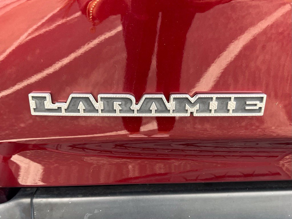 Used 2023 RAM 1500 Laramie AWD/4WD image 8
