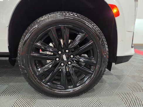 Used 2023 Cadillac Escalade ESV Sport Platinum w/ LPO, ONYX Package image 89