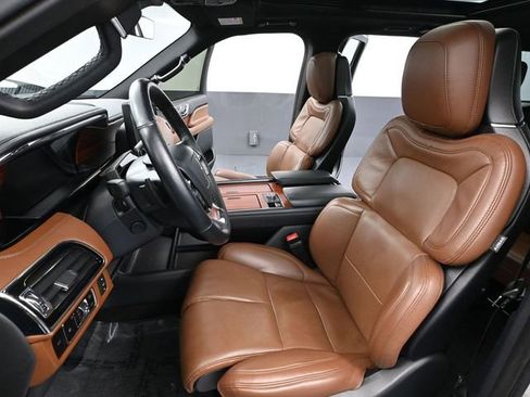 Used 2024 Lincoln Navigator Reserve w/ Equipment Group 201A image 25