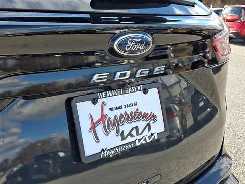 Used 2021 Ford Edge ST-Line w/ Class II Trailer Tow Package image 30