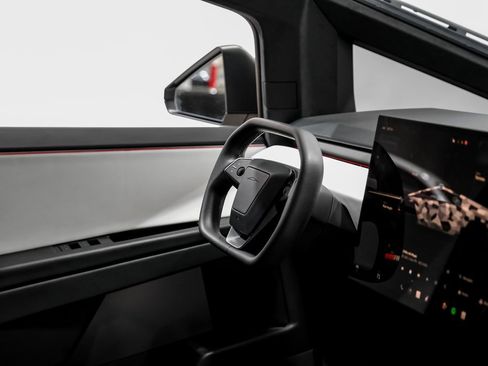 Used 2024 Tesla Cybertruck AWD Crew Cab image 14