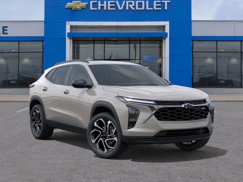 New 2026 Chevrolet Trax RS w/ Sunroof Package FWD image 7