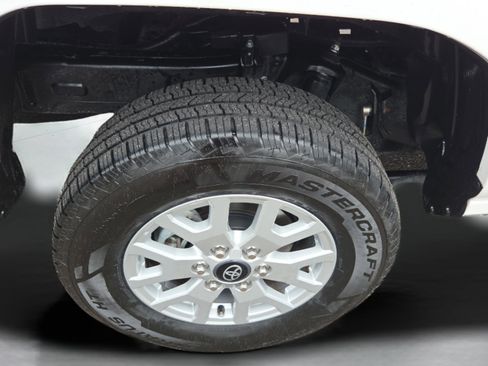 Used 2024 Toyota Tacoma SR5 image 32