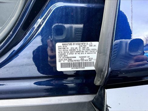 Used 2023 Nissan Ariya AWD image 18