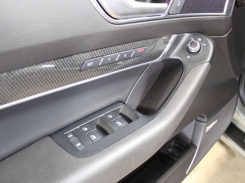 Used 2009 Audi S6 Sedan AWD/4WD image 39