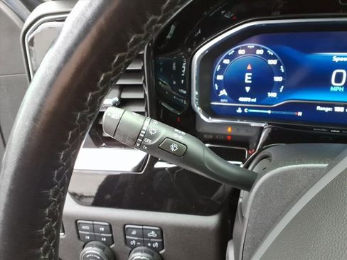 Certified 2022 Chevrolet Silverado 1500 High Country w/ High Country Premium Package image 18