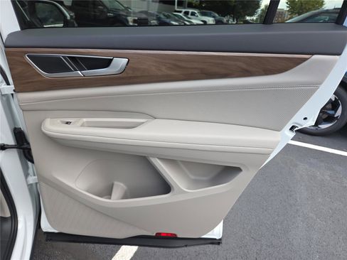 New 2026 Volkswagen Atlas SE image 33