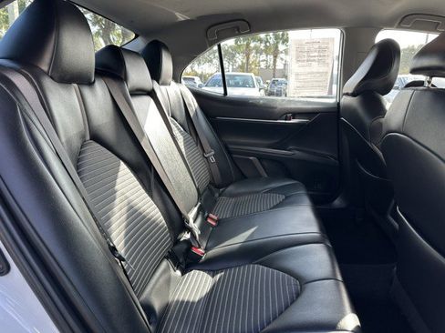 Used 2023 Toyota Camry SE image 20