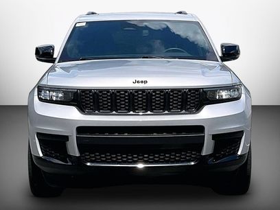 Used 2024 Jeep Grand Cherokee L Altitude
