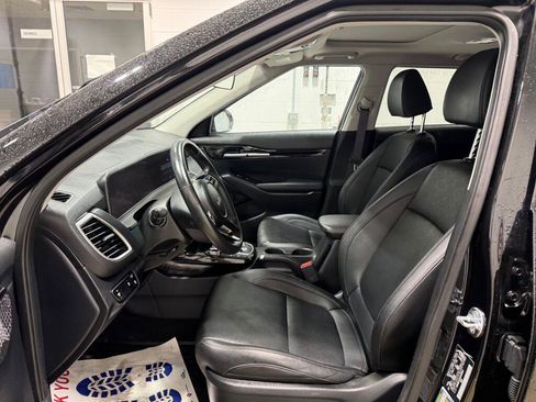 Used 2014 Subaru Forester 2.5i Premium w/ All-Weather Package AWD/4WD image 21