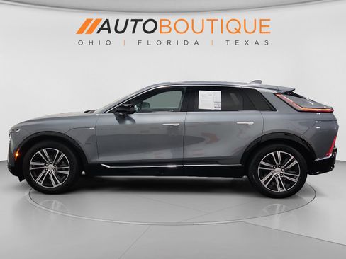 Used 2023 Cadillac Lyriq 2WD image 2
