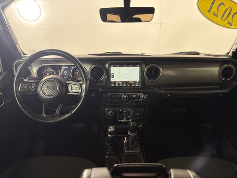 Used 2021 Jeep Wrangler Unlimited Sport AWD/4WD image 27