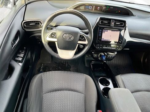 Used 2019 Toyota Prius Prime Plus image 21