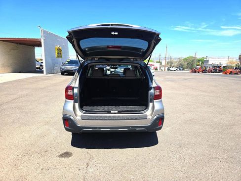 Used 2018 Subaru Outback 2.5i Limited image 13