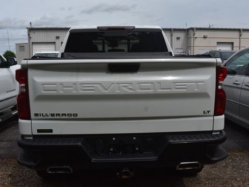 Used 2022 Chevrolet Silverado 1500 LT Trail Boss w/ Convenience Package II AWD/4WD image 6
